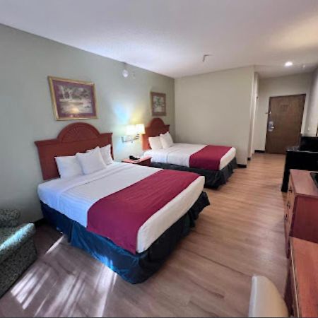 Americas Best Value Inn Wiggins エクステリア 写真
